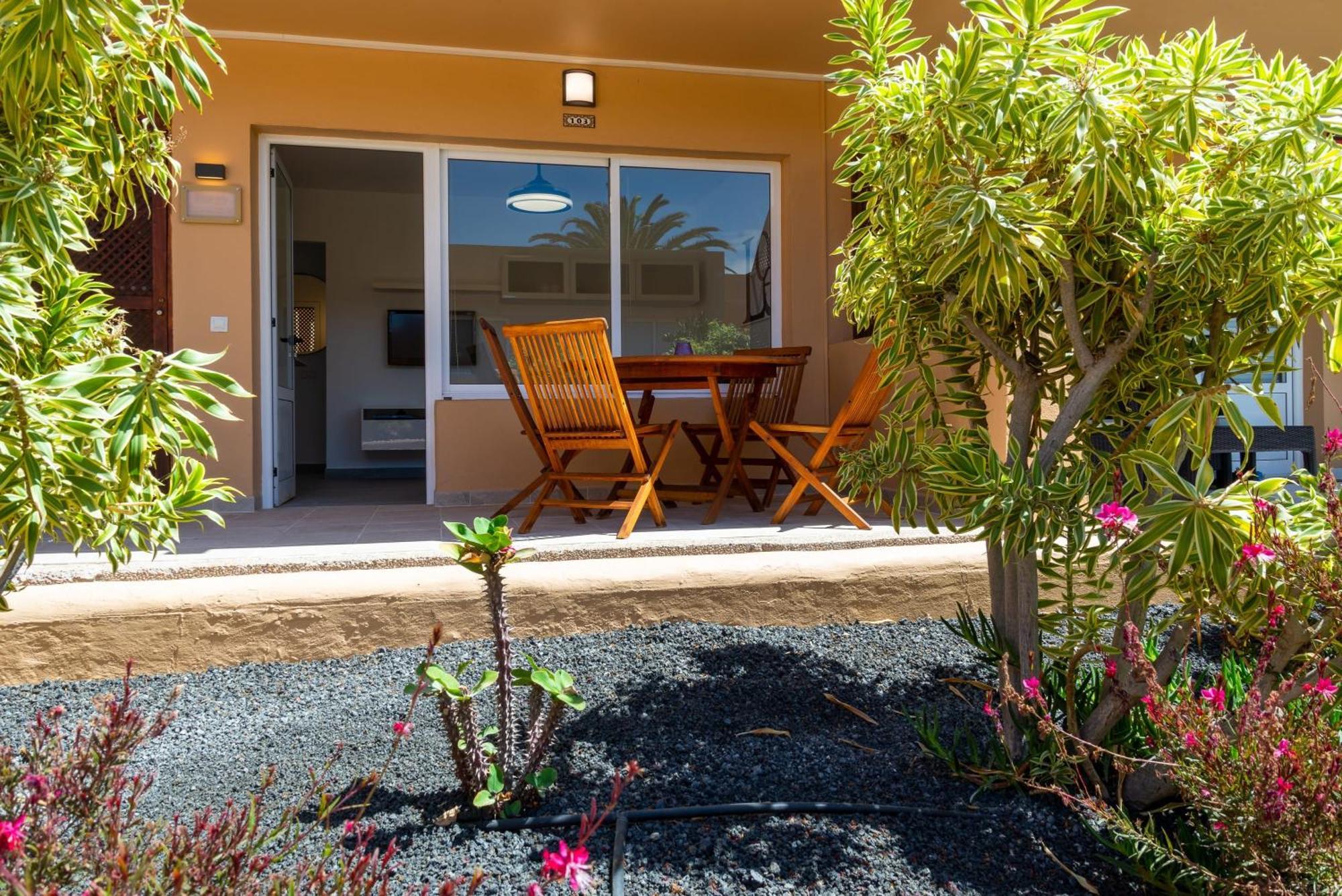 Casa Lucien - Newly Refurbished Apartment With Swimming Pool - Ideal For Couples Corralejo Exterior foto